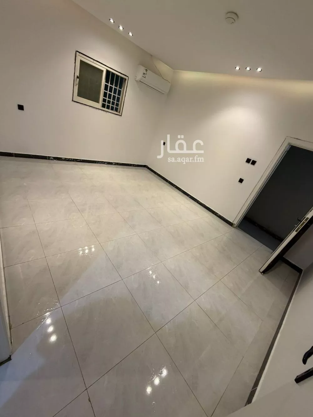 1 bedroom apartment in Granada 4