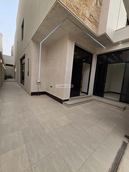 6 bedroom villa in Al Rimal 20