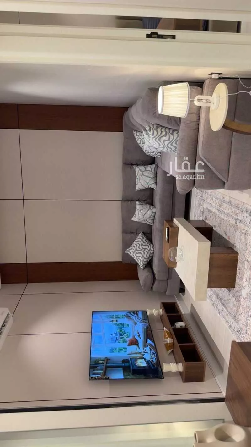 شقة 2 غرف في الرويس 5