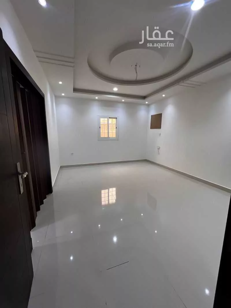 شقة 5 غرف في الريان 19