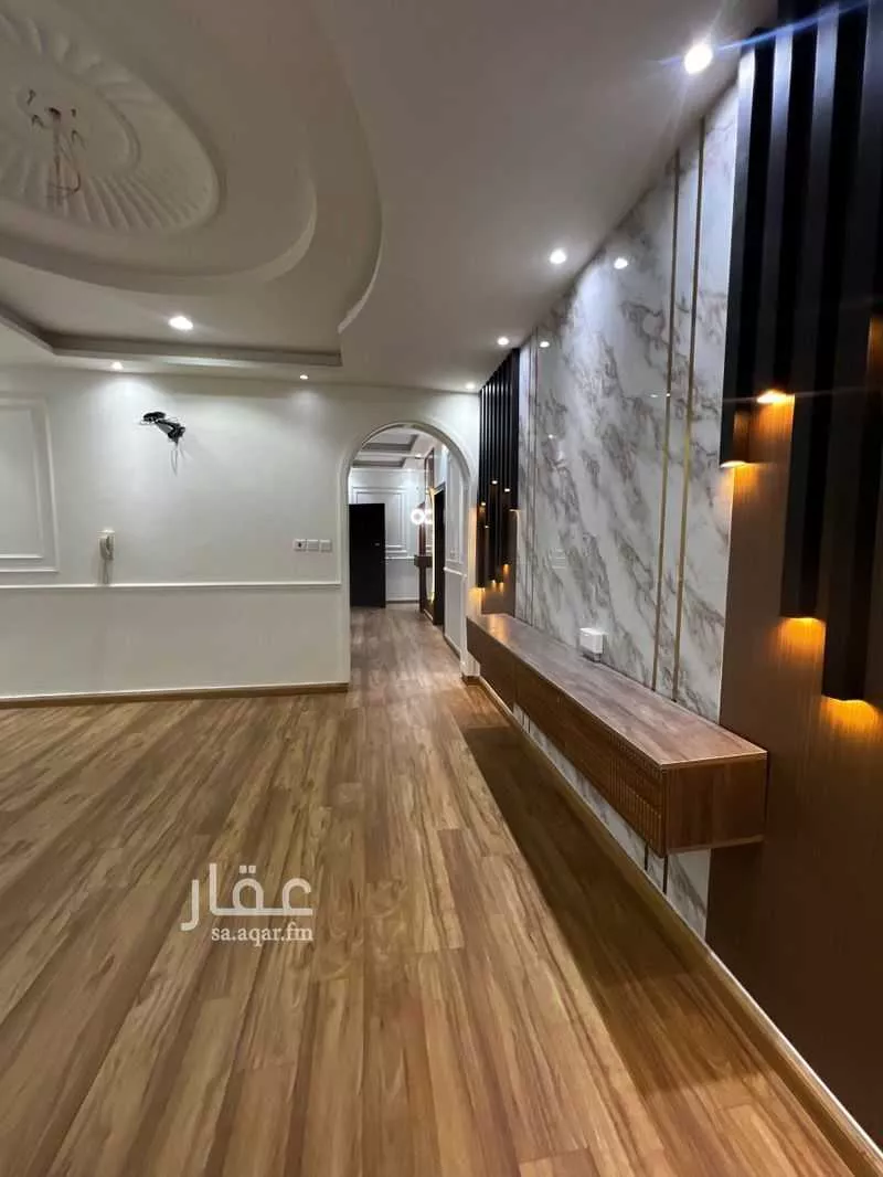 شقة 5 غرف في الريان 7