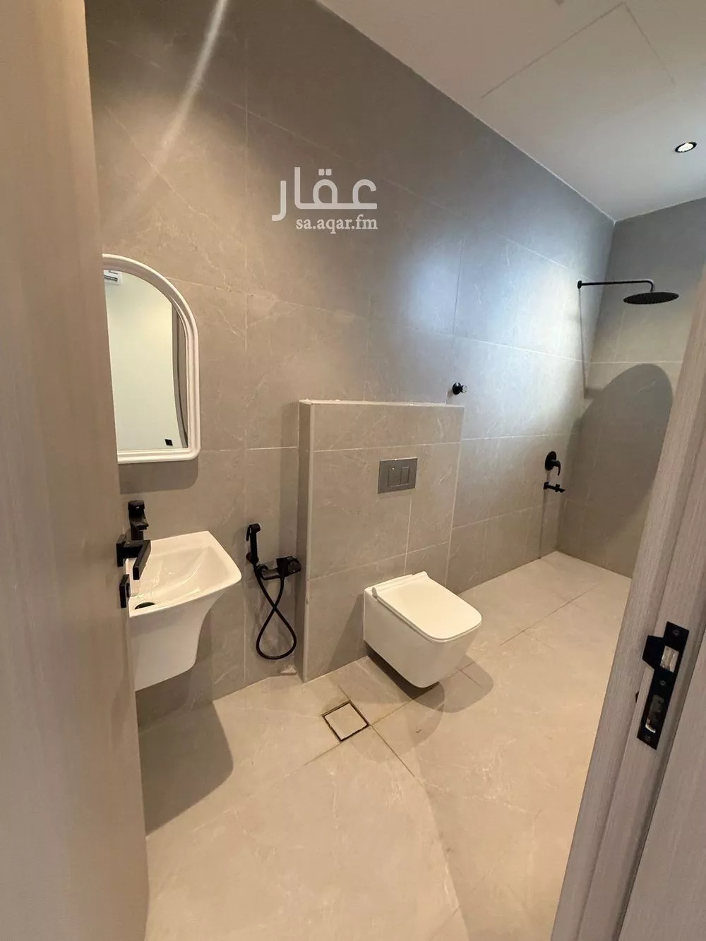 شقة 4 غرف في ظهرة لبن 11