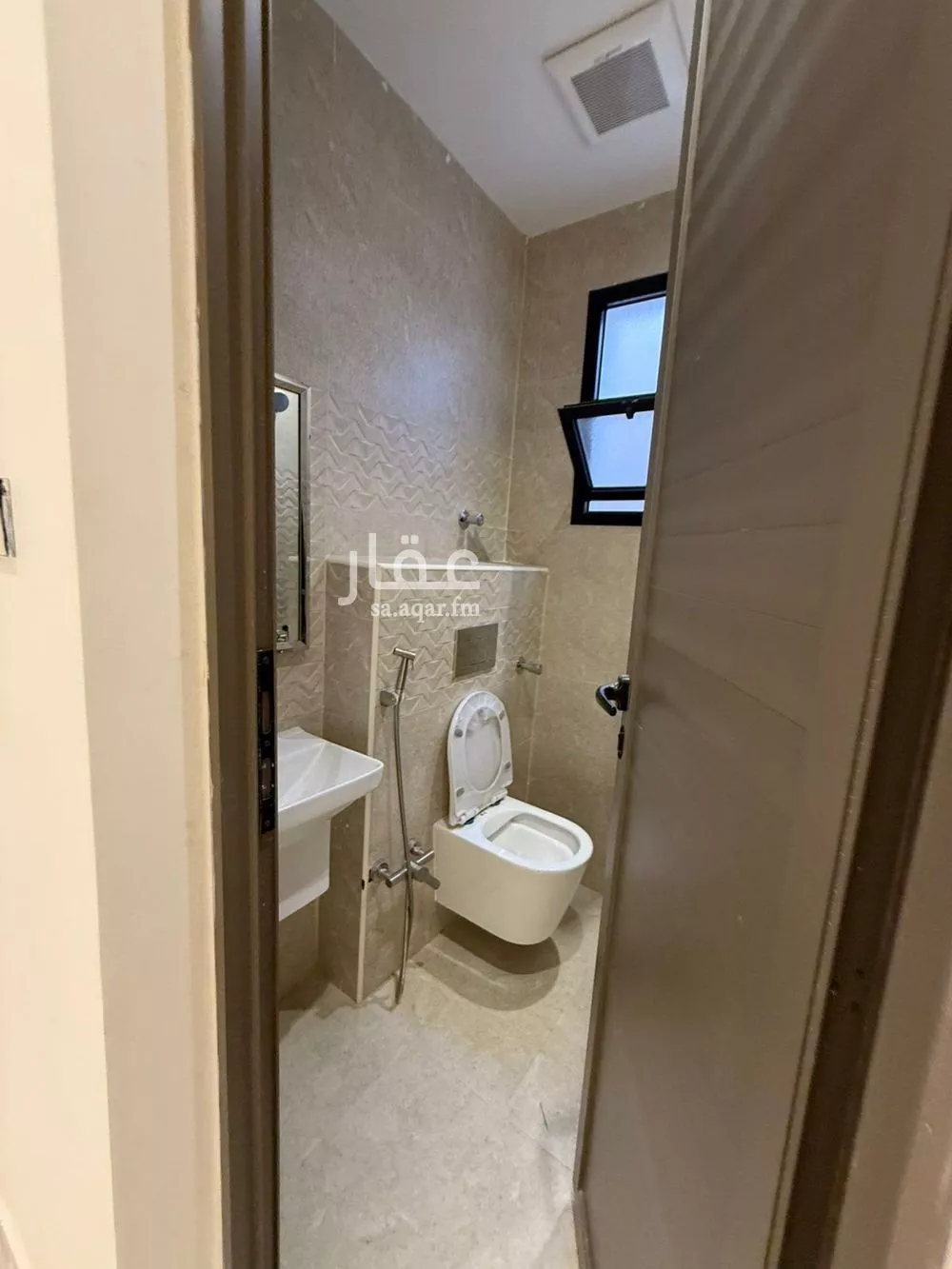 شقة 4 غرف في بدر 7