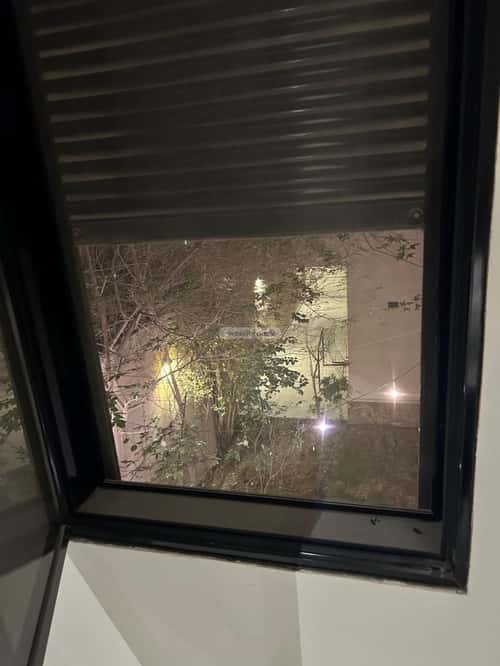 فيلا 5 غرف في النرجس 4