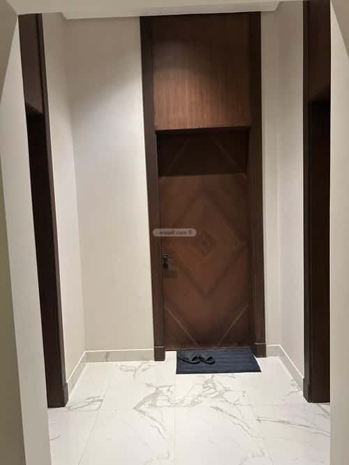 فيلا 5 غرف في النرجس 10