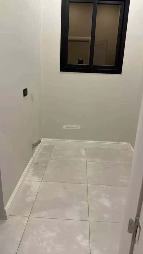 شقة 4 غرف في الرمال 2