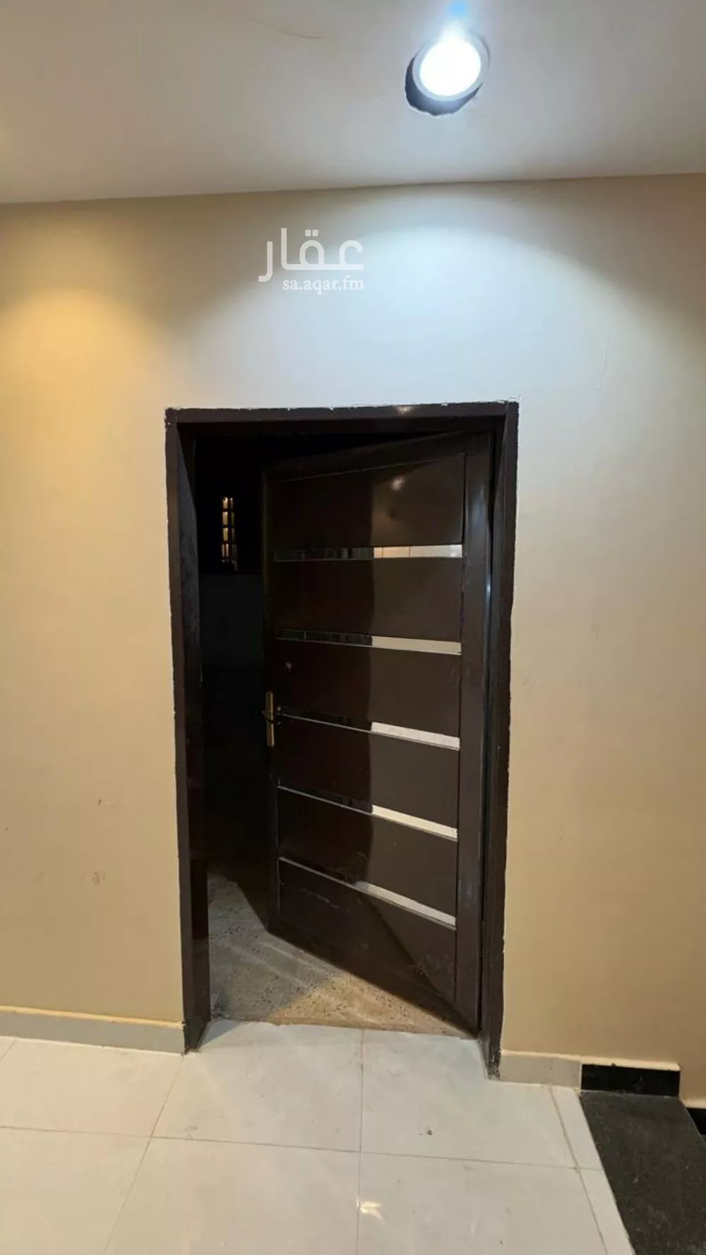 فيلا 8 غرف في المهدية 10