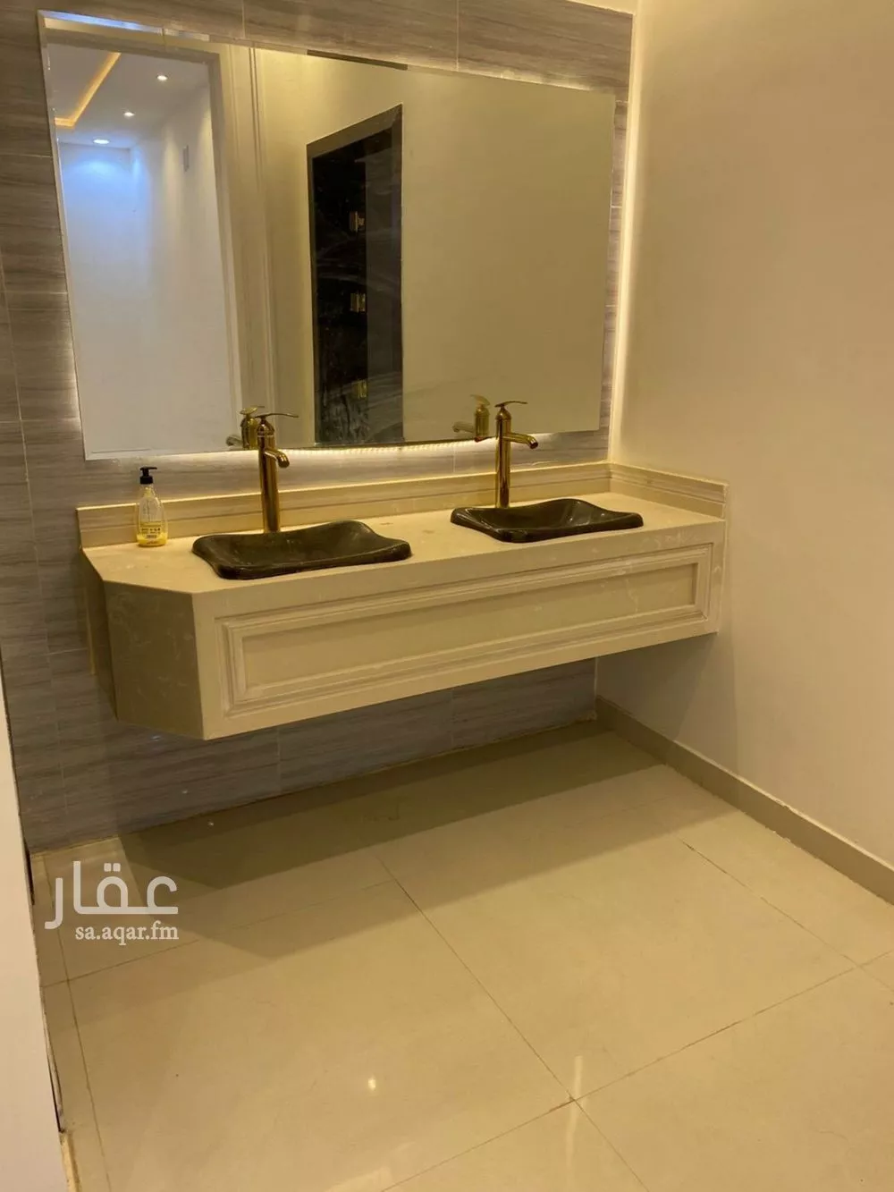 فيلا 7 غرف في بدر 4