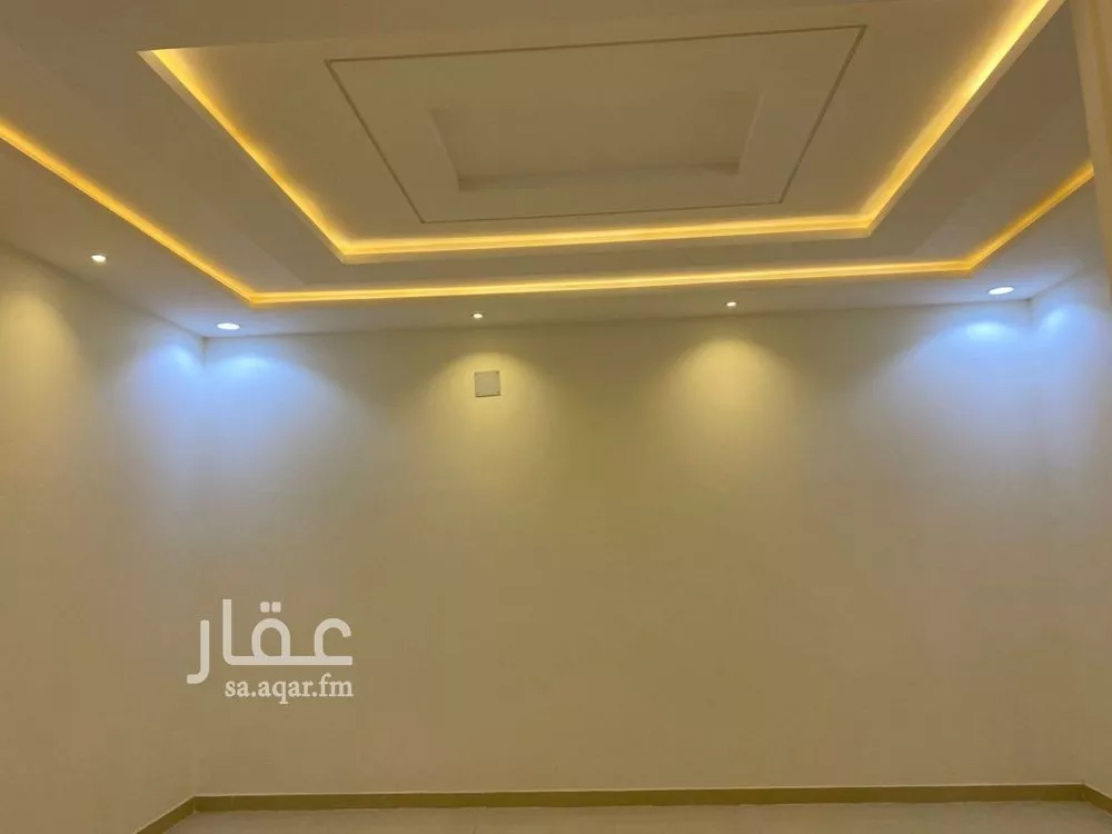 فيلا 7 غرف في بدر 10