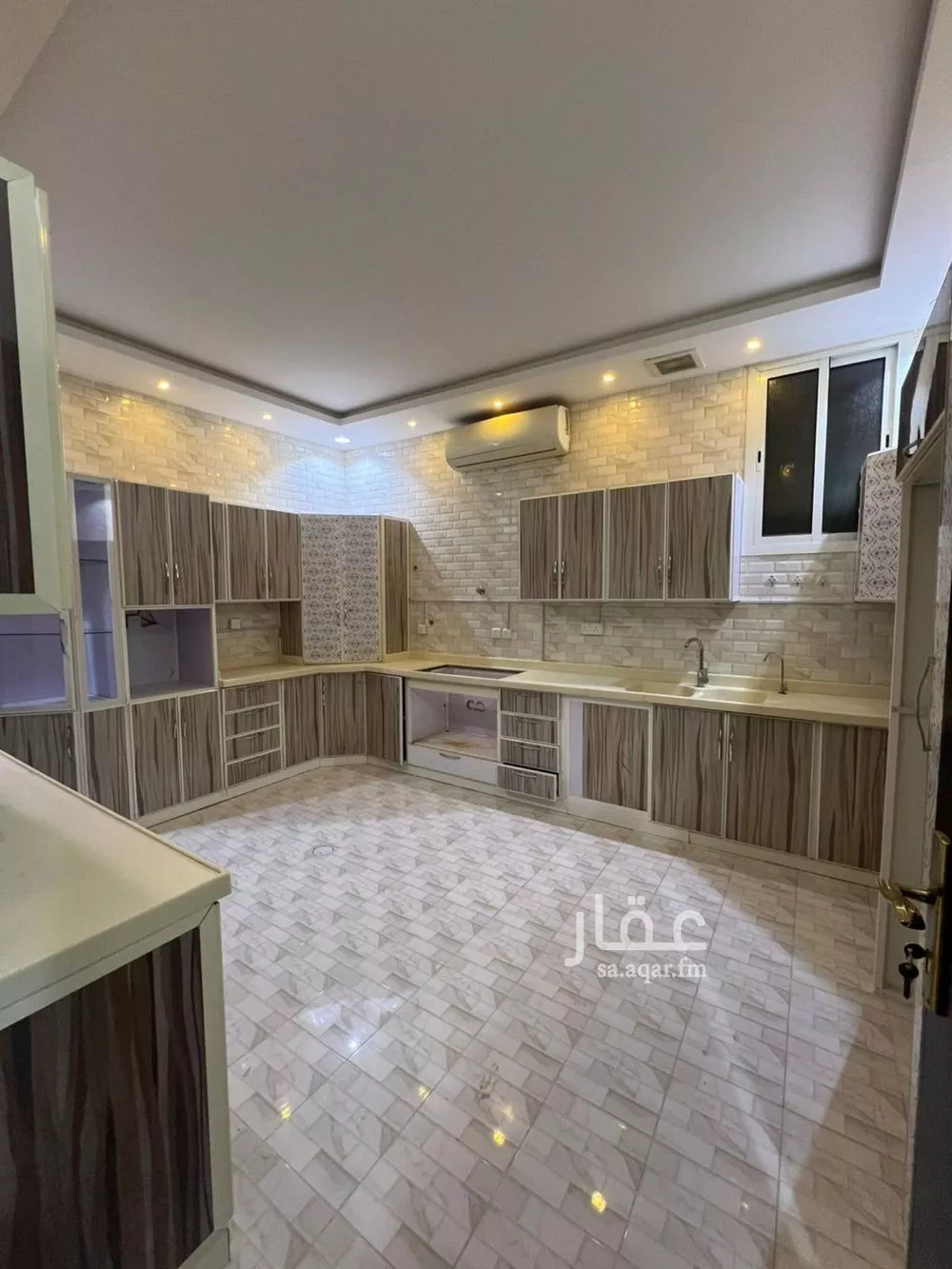 فيلا 6 غرف في المونسية 18