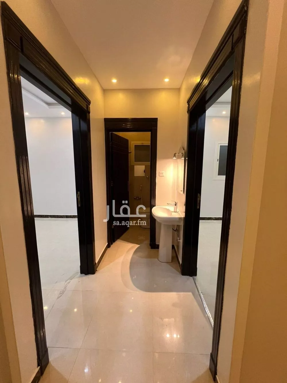 فيلا 6 غرف في المونسية 21