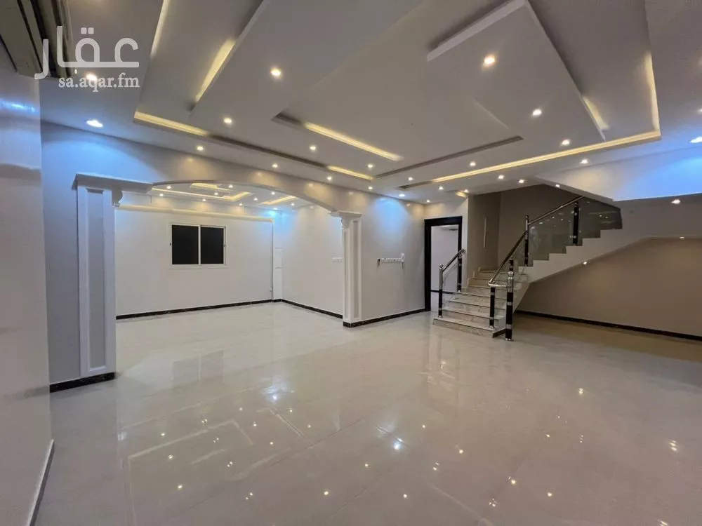 فيلا 6 غرف في المونسية 8