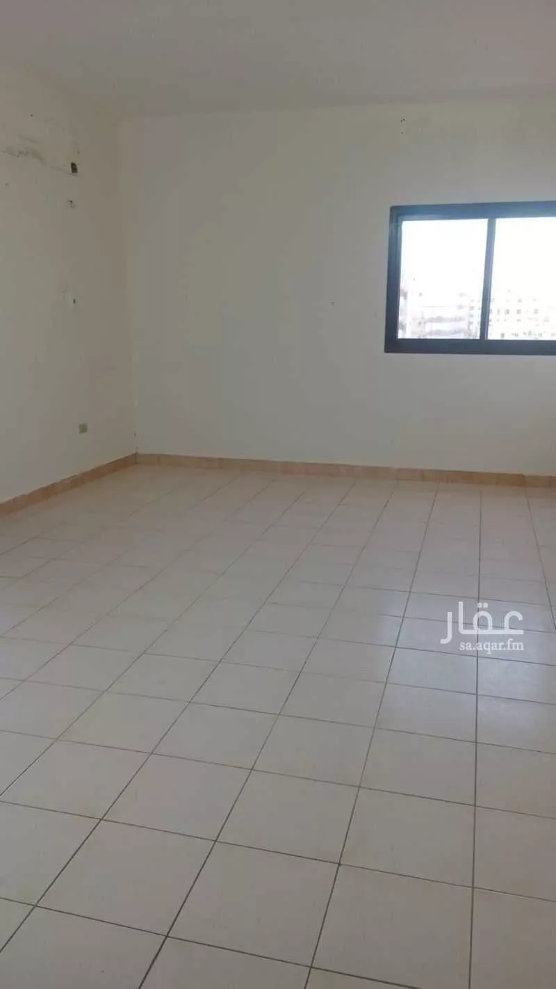 شقة 4 غرف في مشرفة 4