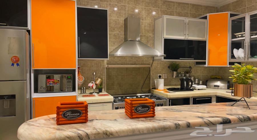 4 bedroom apartment in Al Safa 5