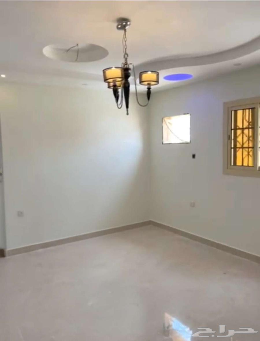 شقة 3 غرف في النعيم 6