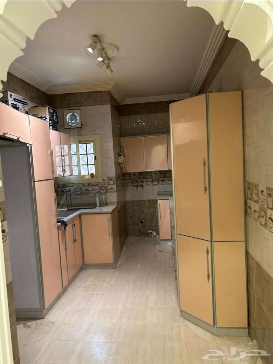 شقة 3 غرف في النعيم 8