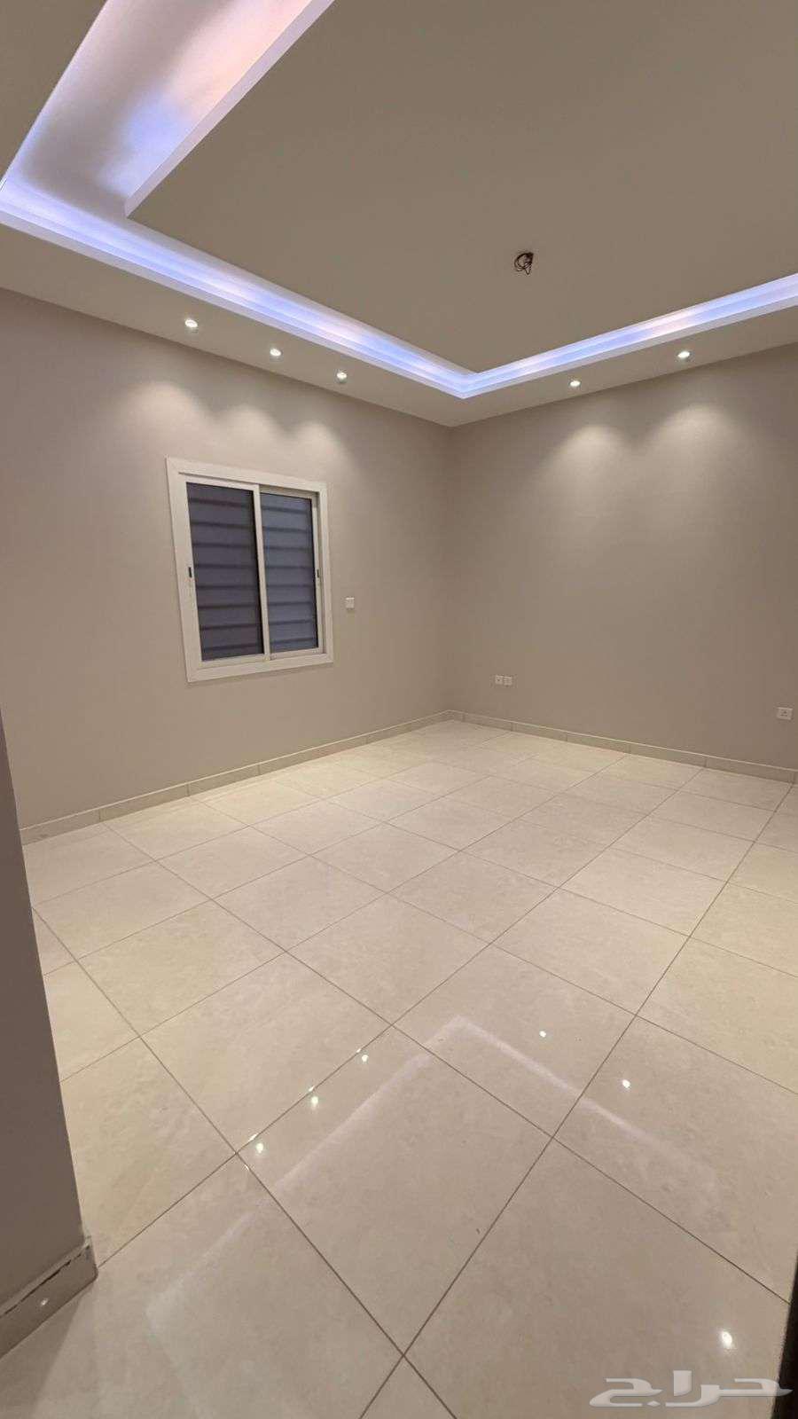 شقة 5 غرف في الورود 8