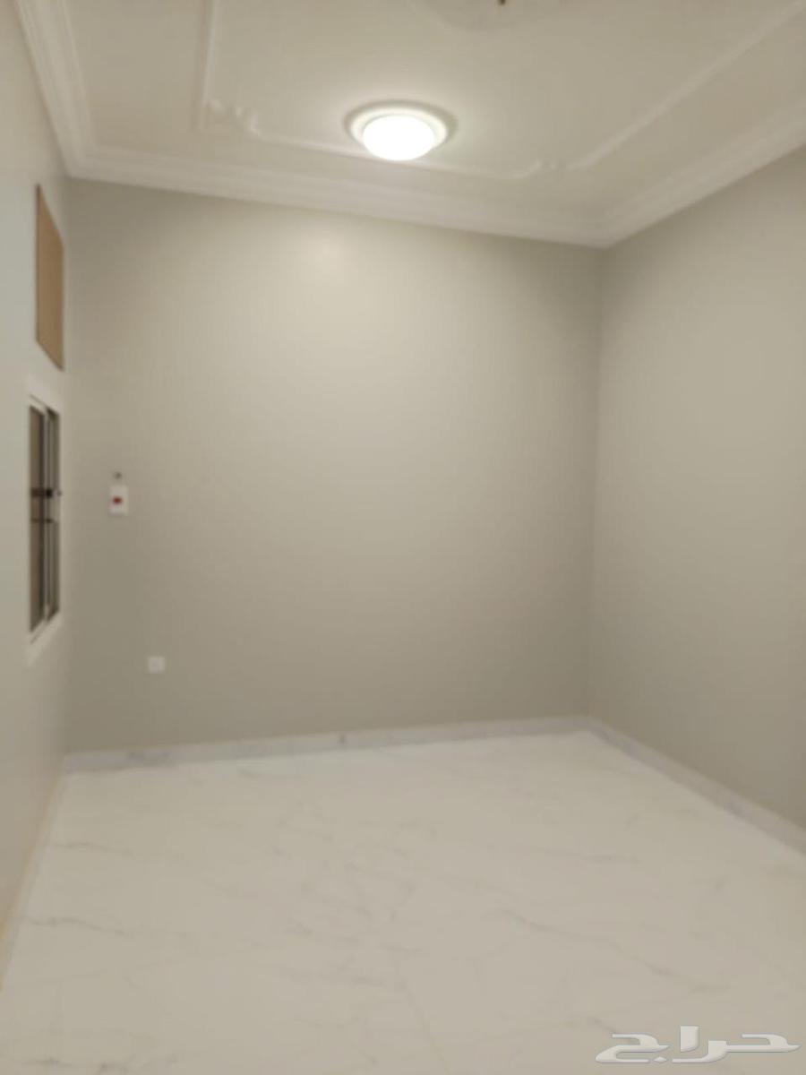 شقة 4 غرف في الأجاويد 12