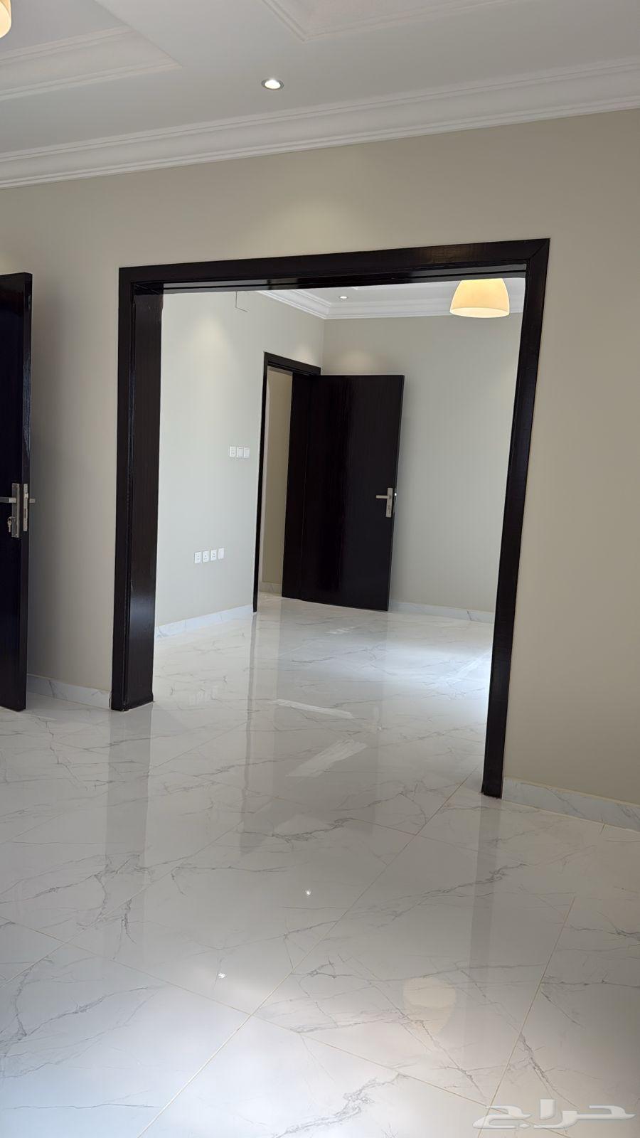 شقة 4 غرف في الأجاويد 16