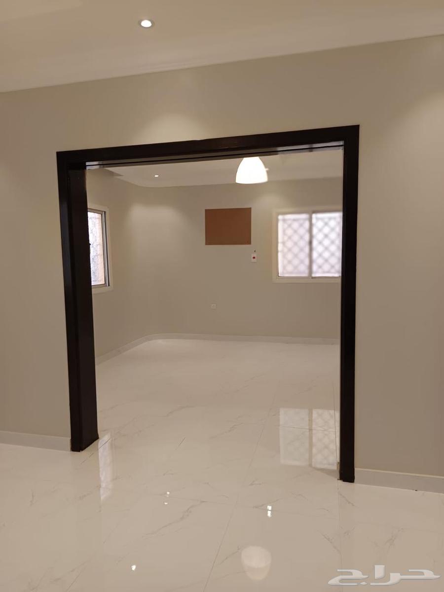 شقة 4 غرف في الأجاويد 5