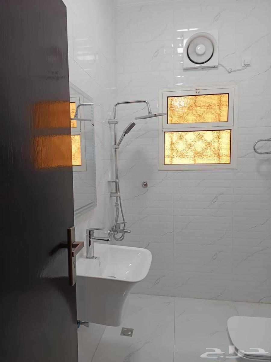 شقة 4 غرف في الأجاويد 10