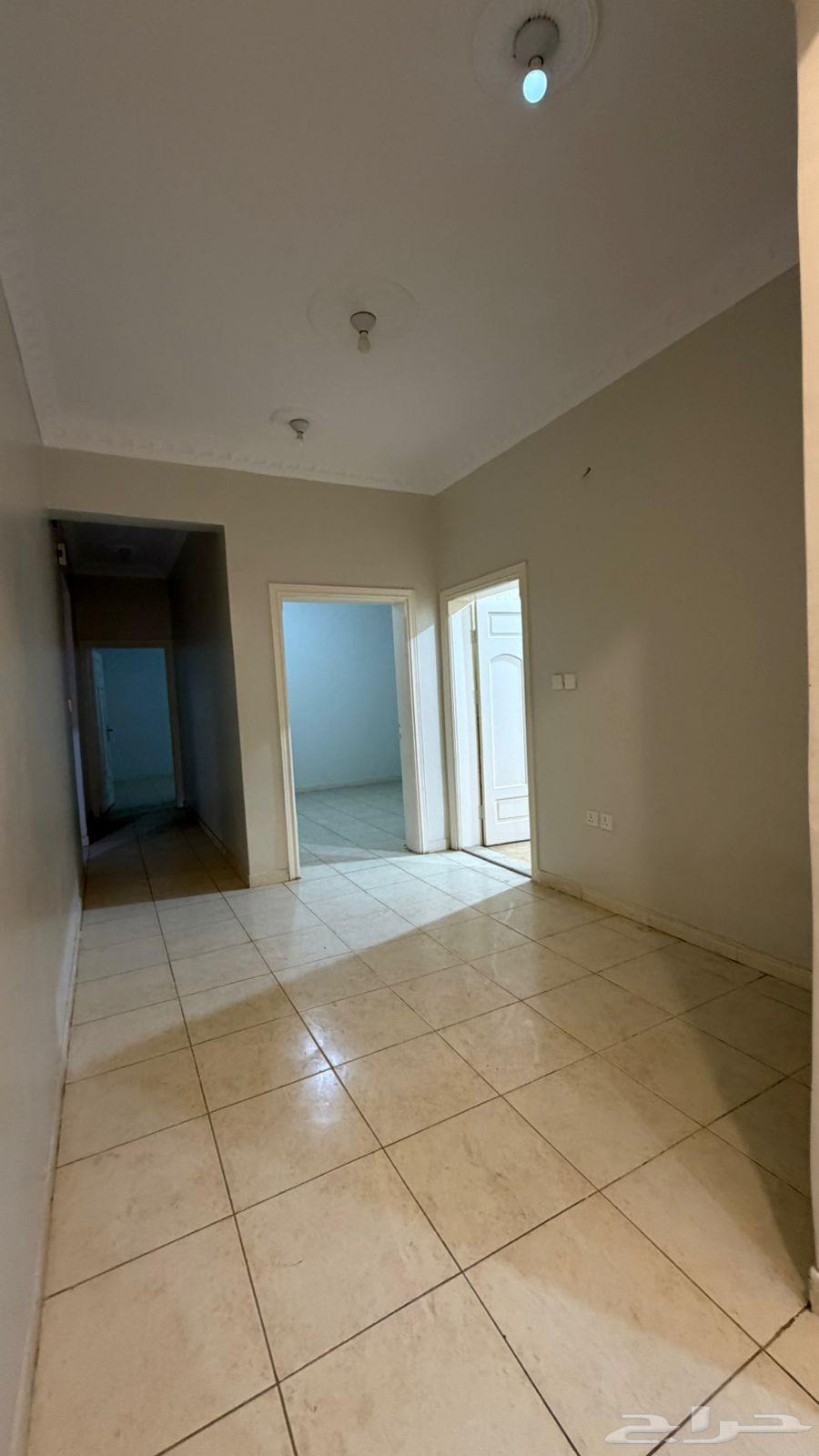 شقة 4 غرف في الصفا 3