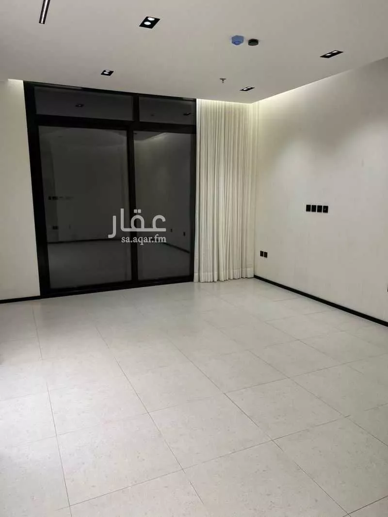 شقة 3 غرف في الملقا 4