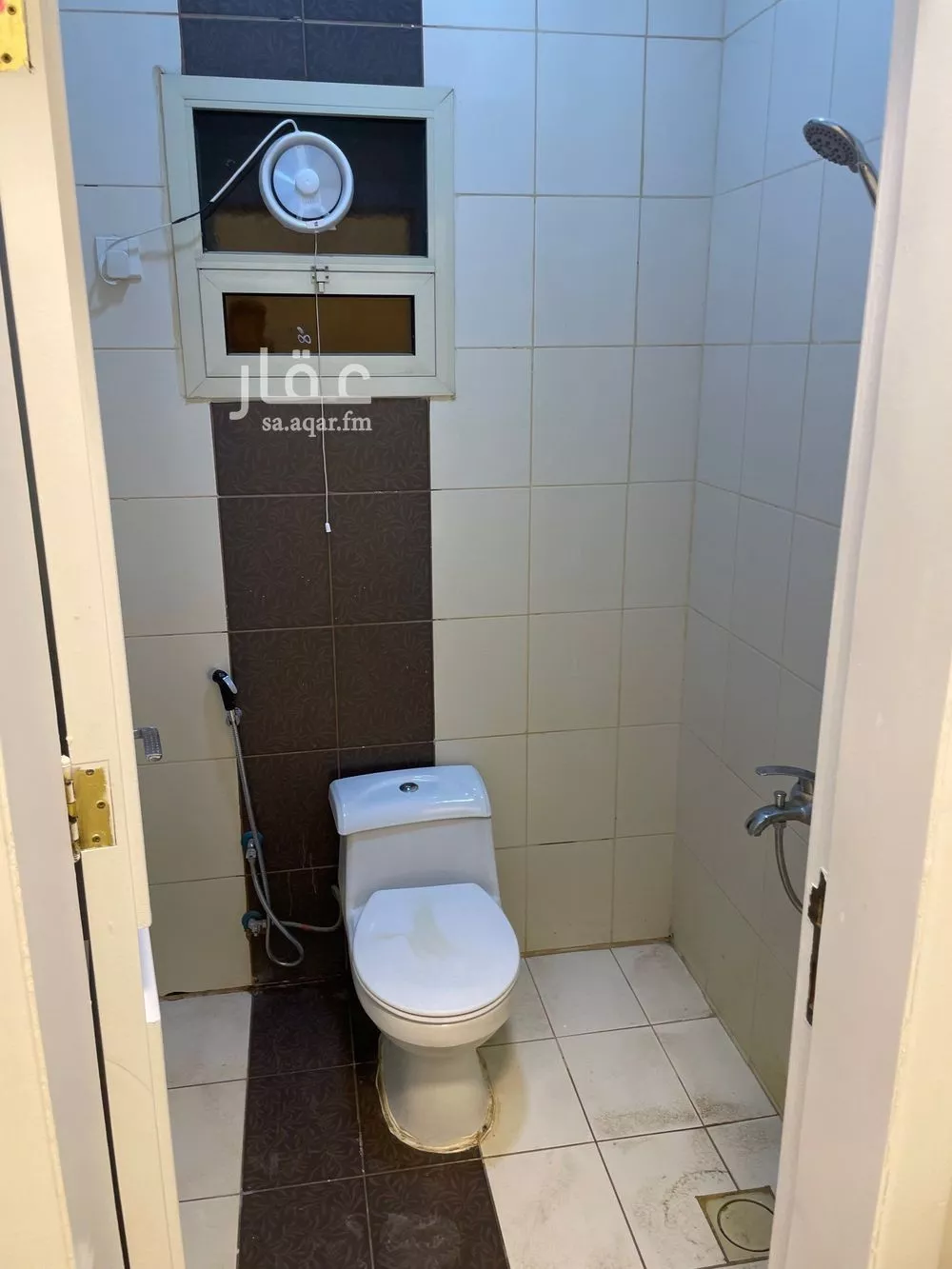 شقة 3 غرف في العقيق 13