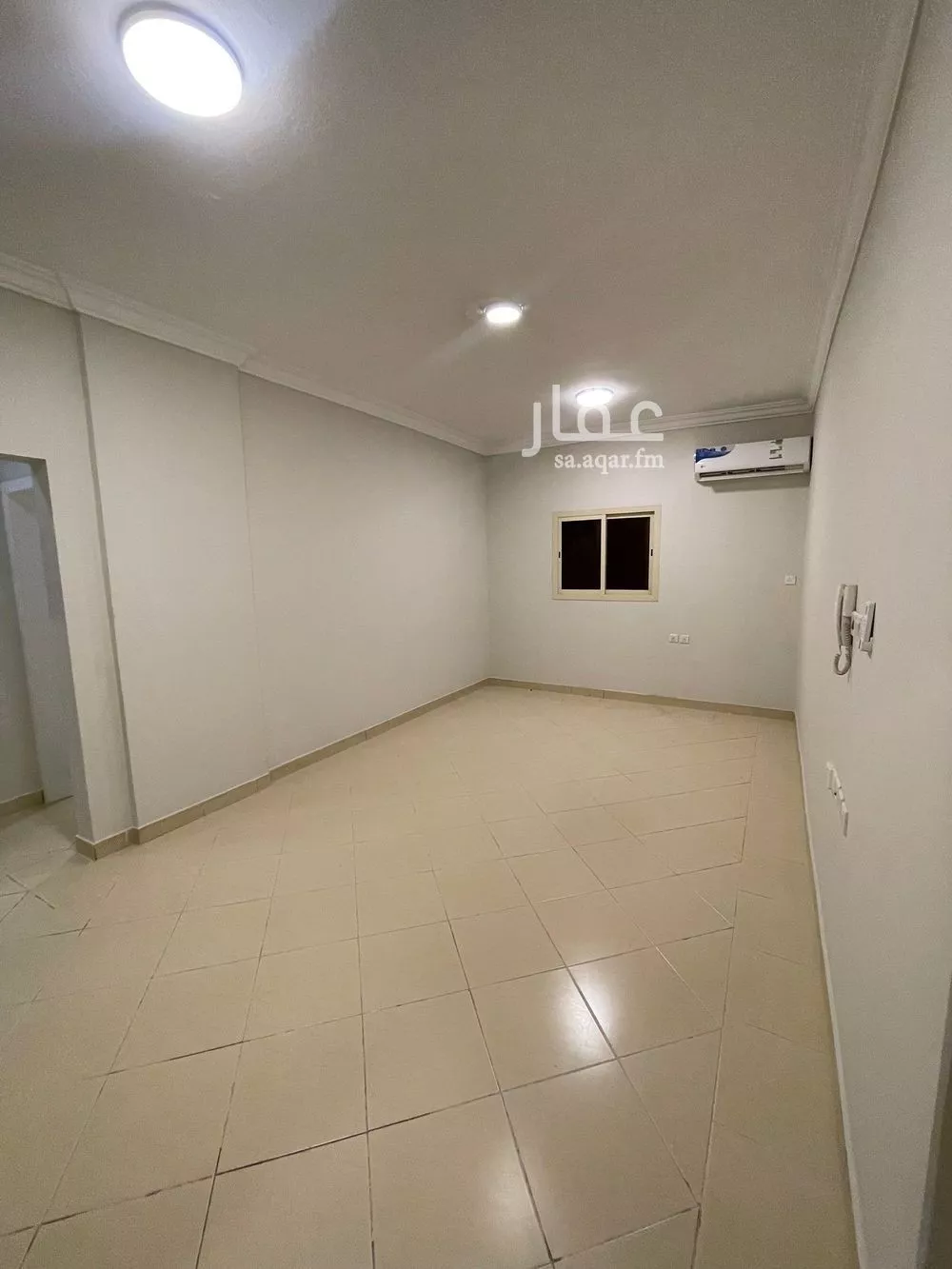 شقة 3 غرف في العقيق 4