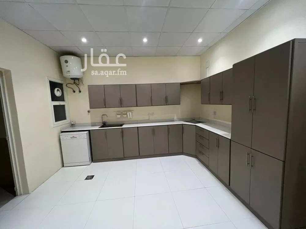 3 bedroom apartment in At Taawon 7