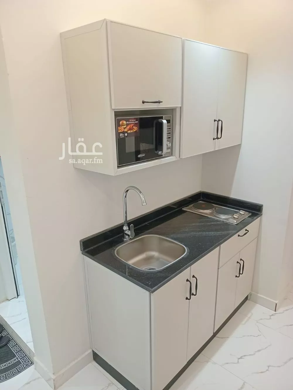 شقة 1 غرف في العليا 4