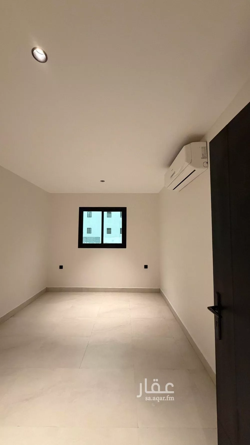 شقة 2 غرف في الملقا 17