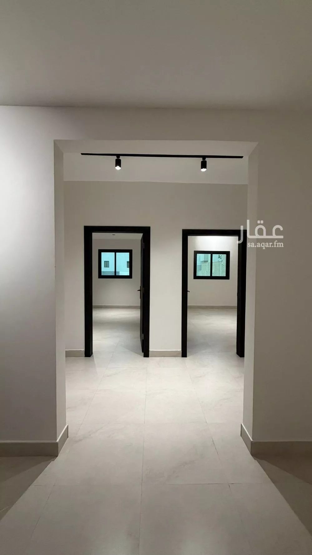 شقة 2 غرف في الملقا 10