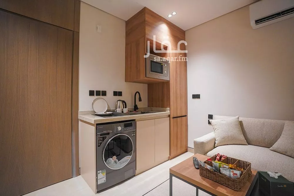 شقة 1 غرف في الملقا 5