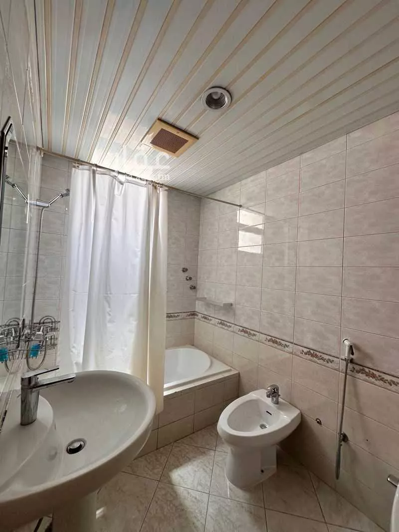 11 bedroom villa in Al Andalus 24