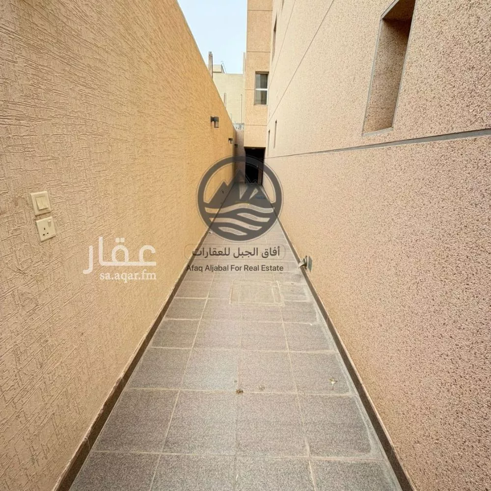 3 bedroom floor in Al Narjis 2