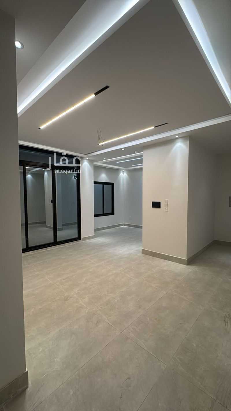 3 bedroom apartment in Az Zuhur, Eastern Province 2
