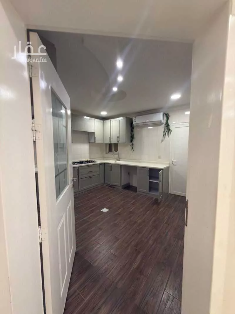 شقة 6 غرف في الشعلة 10