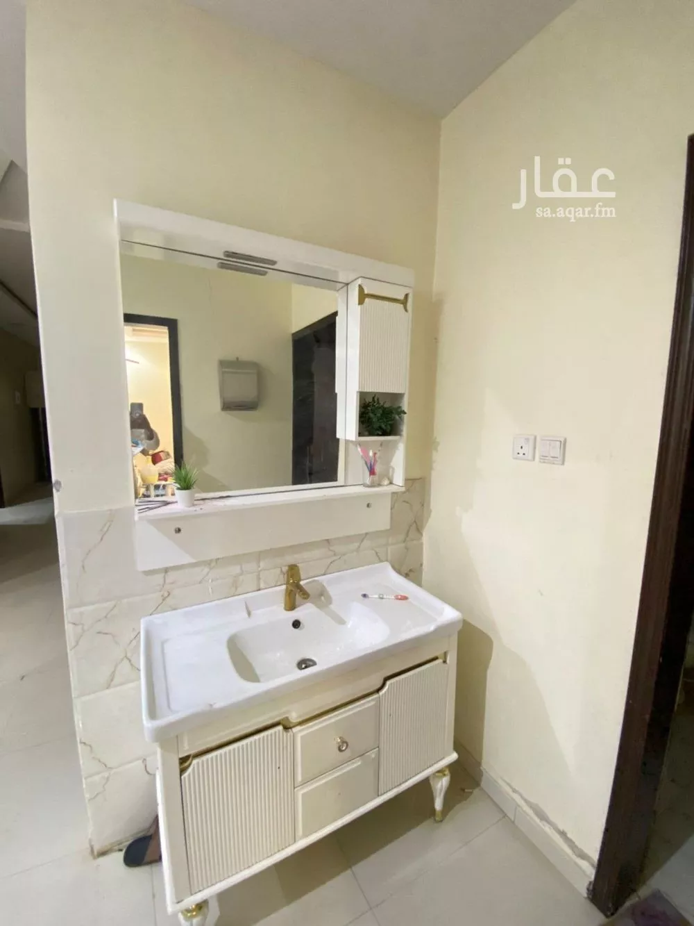 فيلا 5 غرف في عكاظ 2