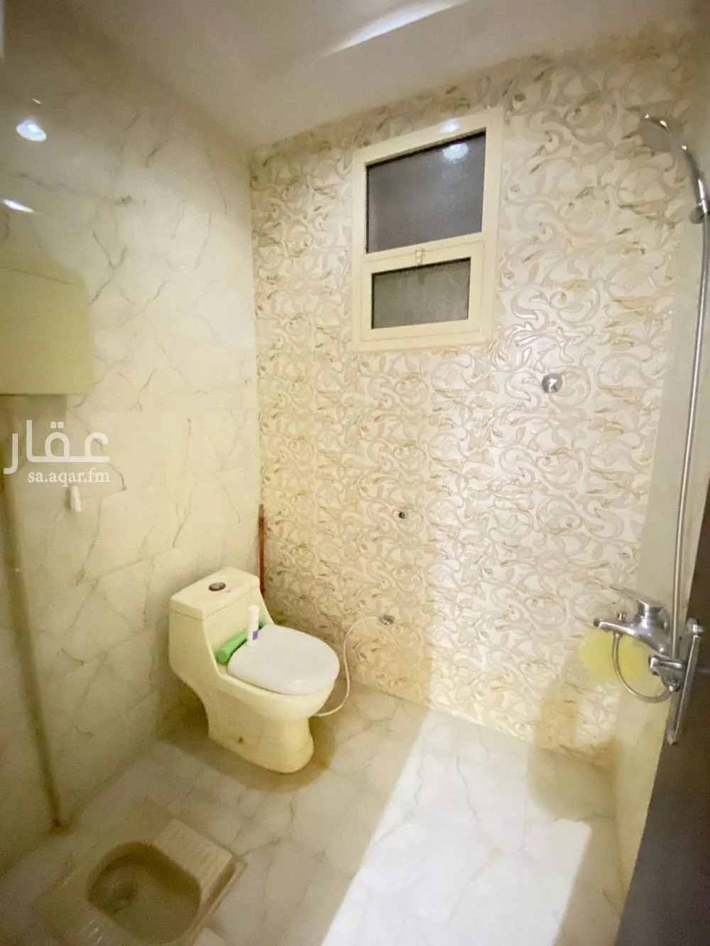 فيلا 5 غرف في عكاظ 18