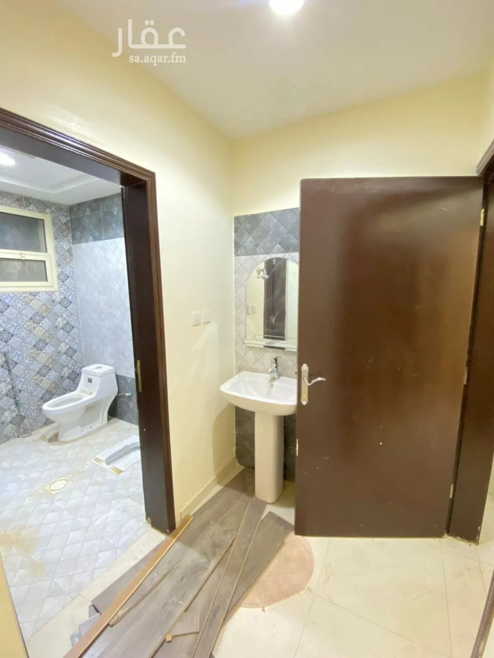 فيلا 5 غرف في عكاظ 23