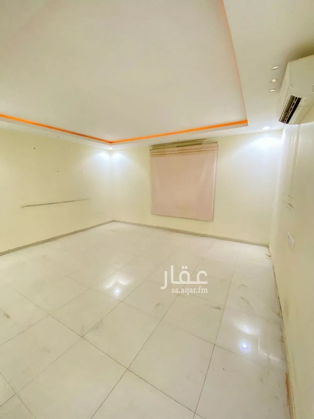 فيلا 5 غرف في عكاظ 25