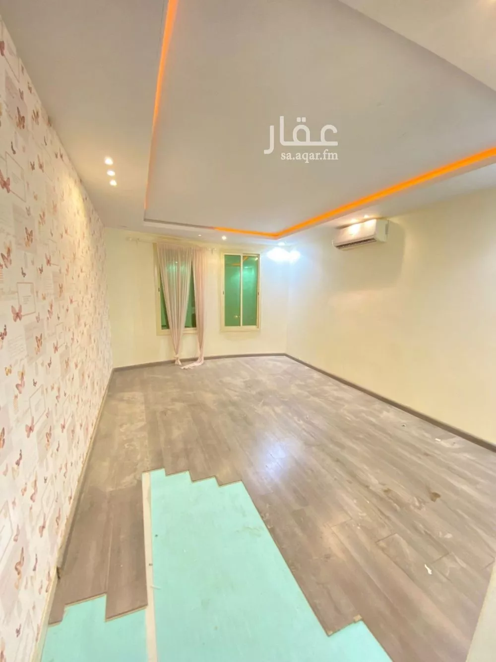 فيلا 5 غرف في عكاظ 4