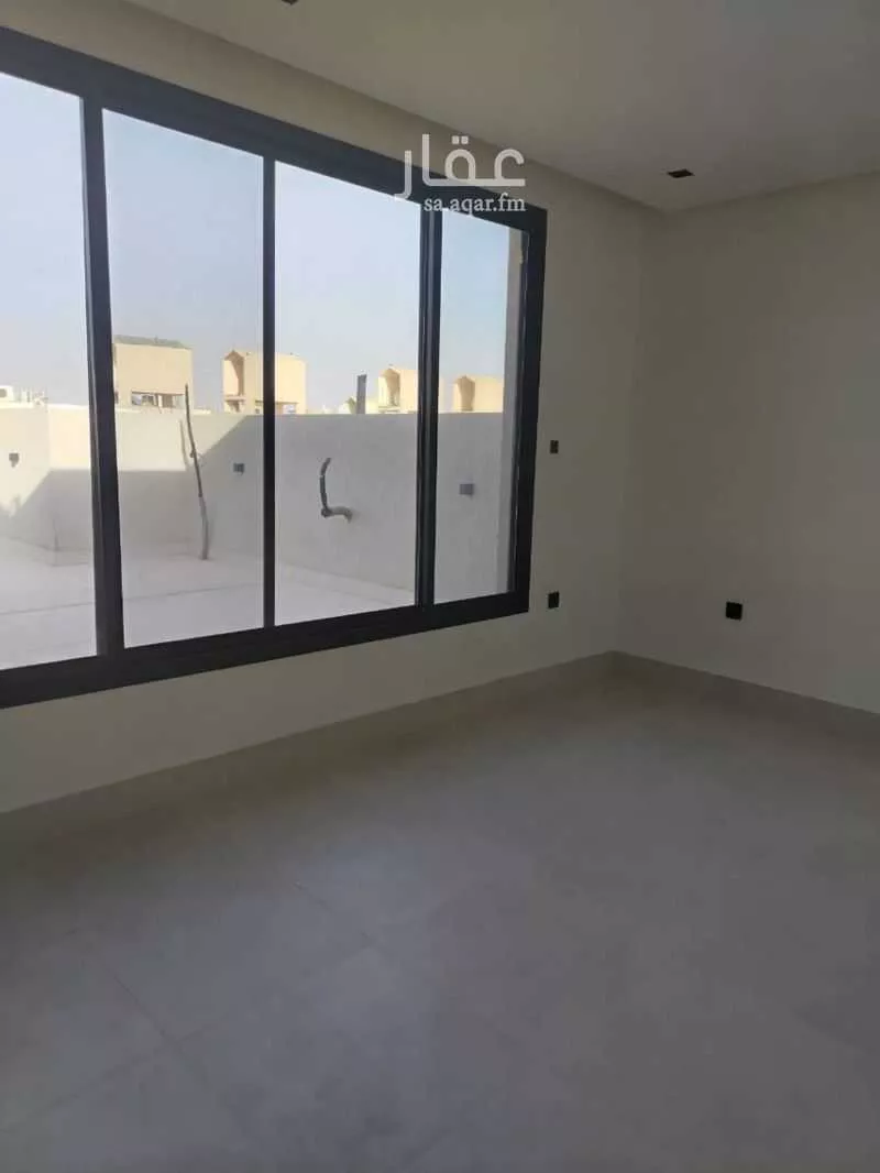 فيلا 6 غرف في عرقة 6