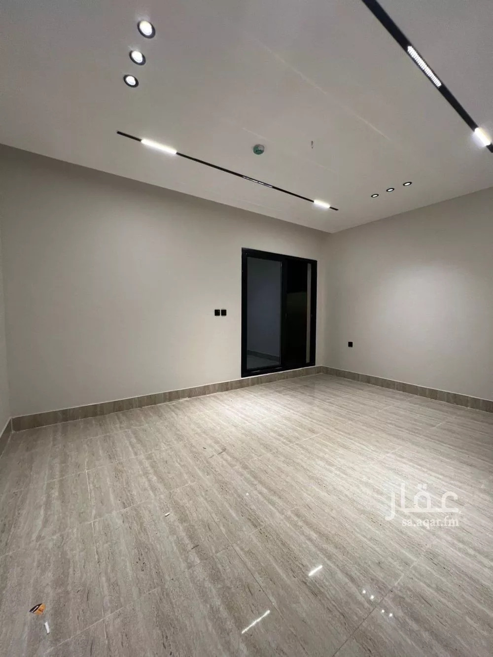 شقة 4 غرف في الندى 5