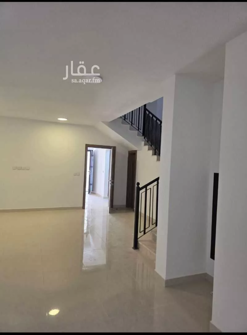 فيلا 4 غرف في نمار 5