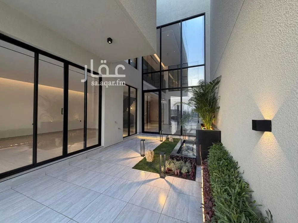 فيلا 4 غرف في العارض 11