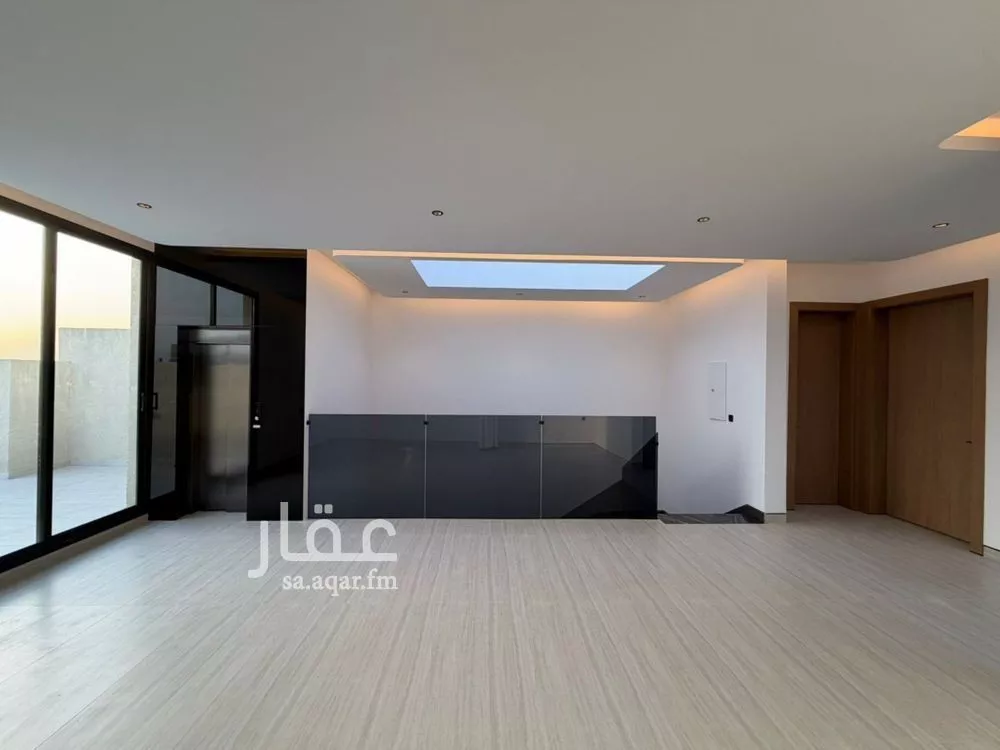 فيلا 4 غرف في العارض 3