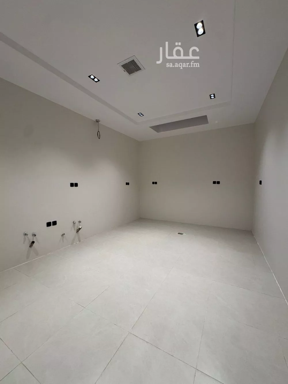 فيلا 5 غرف في النهضة 10