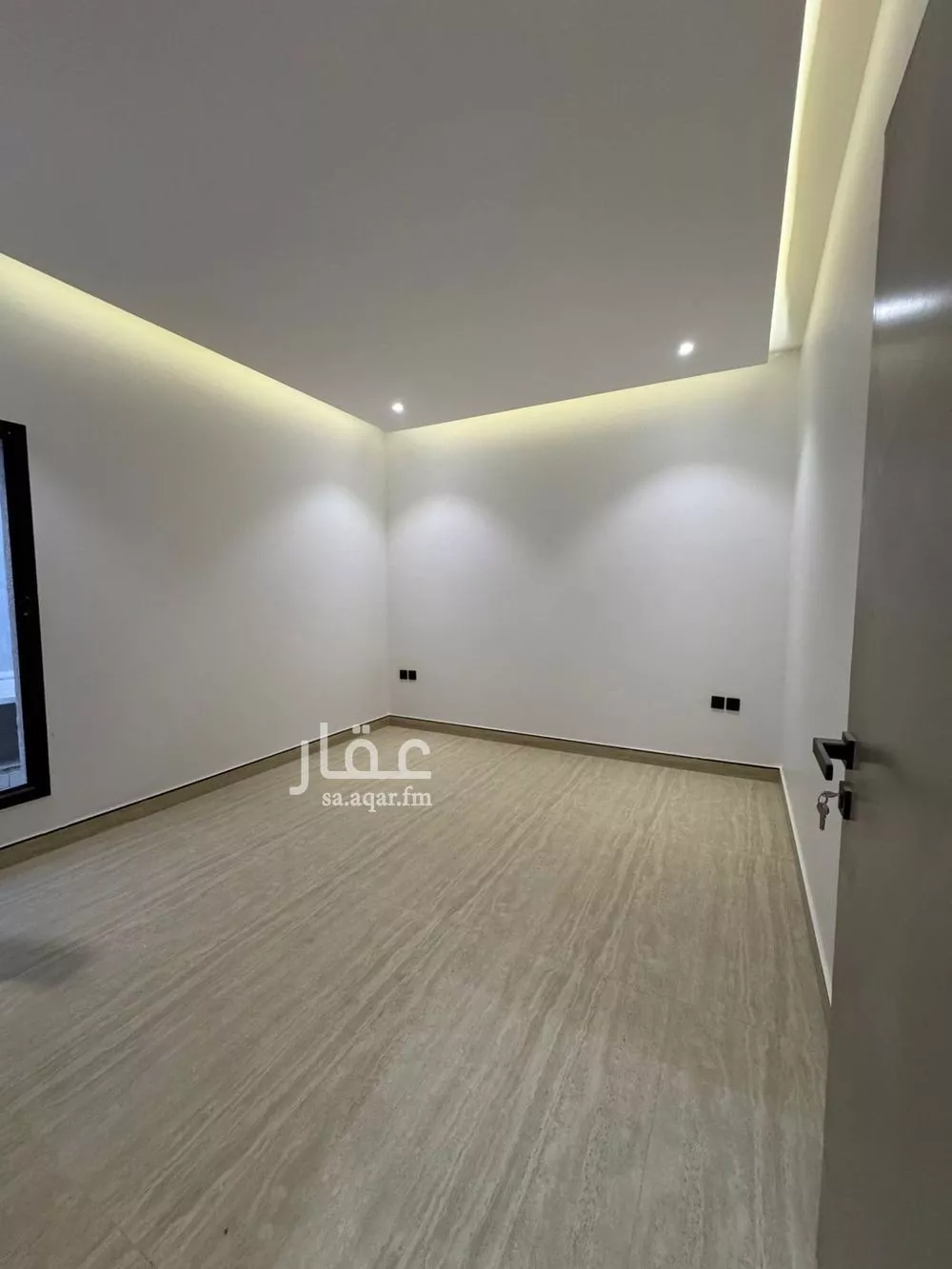 4 bedroom villa in Ash Sharq 9